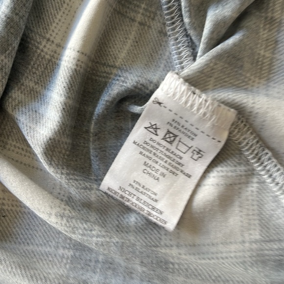 Blue and cream plaid long sleeve 3x tunic top - Picture 3 of 3